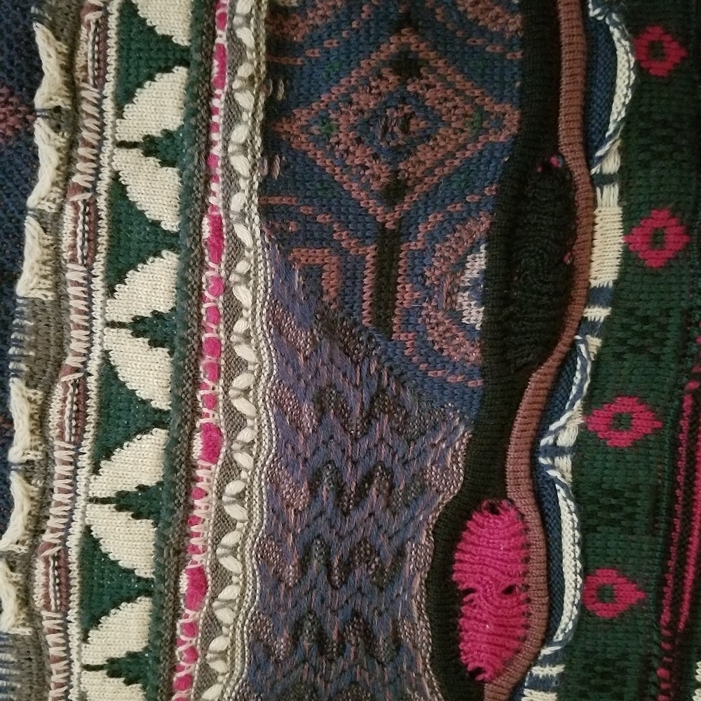 Ultra Rare Vintage Coogi Sweater - Picture 6 of 7